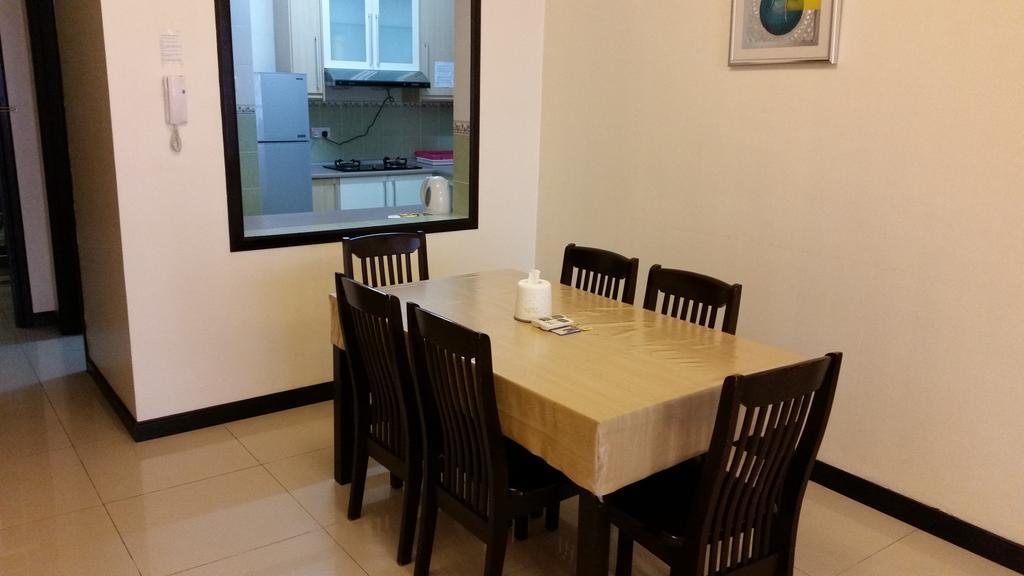 Marina Court Kota Kinabalu- Bigger Group Stay Together- 6 Bedroom Apartments Pokój zdjęcie