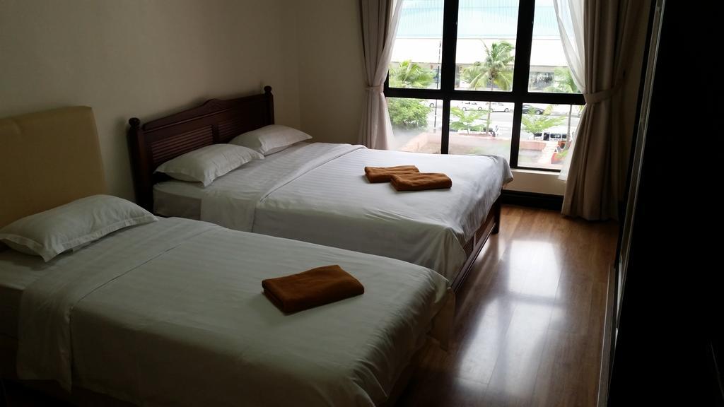 Marina Court Kota Kinabalu- Bigger Group Stay Together- 6 Bedroom Apartments Pokój zdjęcie