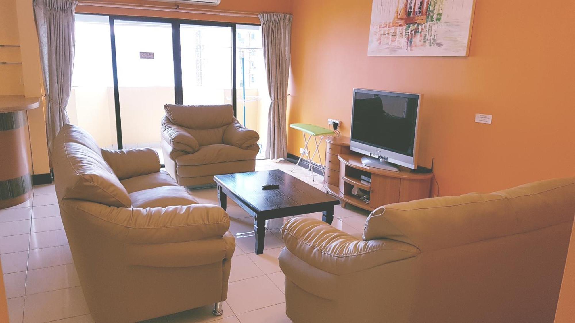 Marina Court Kota Kinabalu- Bigger Group Stay Together- 6 Bedroom Apartments Zewnętrze zdjęcie