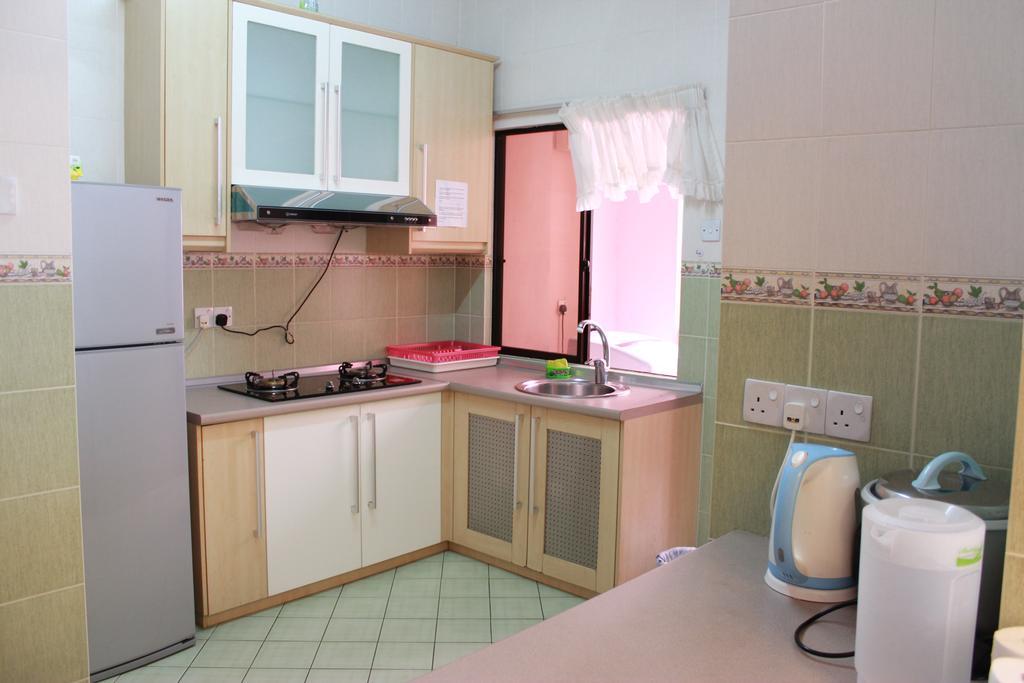 Marina Court Kota Kinabalu- Bigger Group Stay Together- 6 Bedroom Apartments Zewnętrze zdjęcie